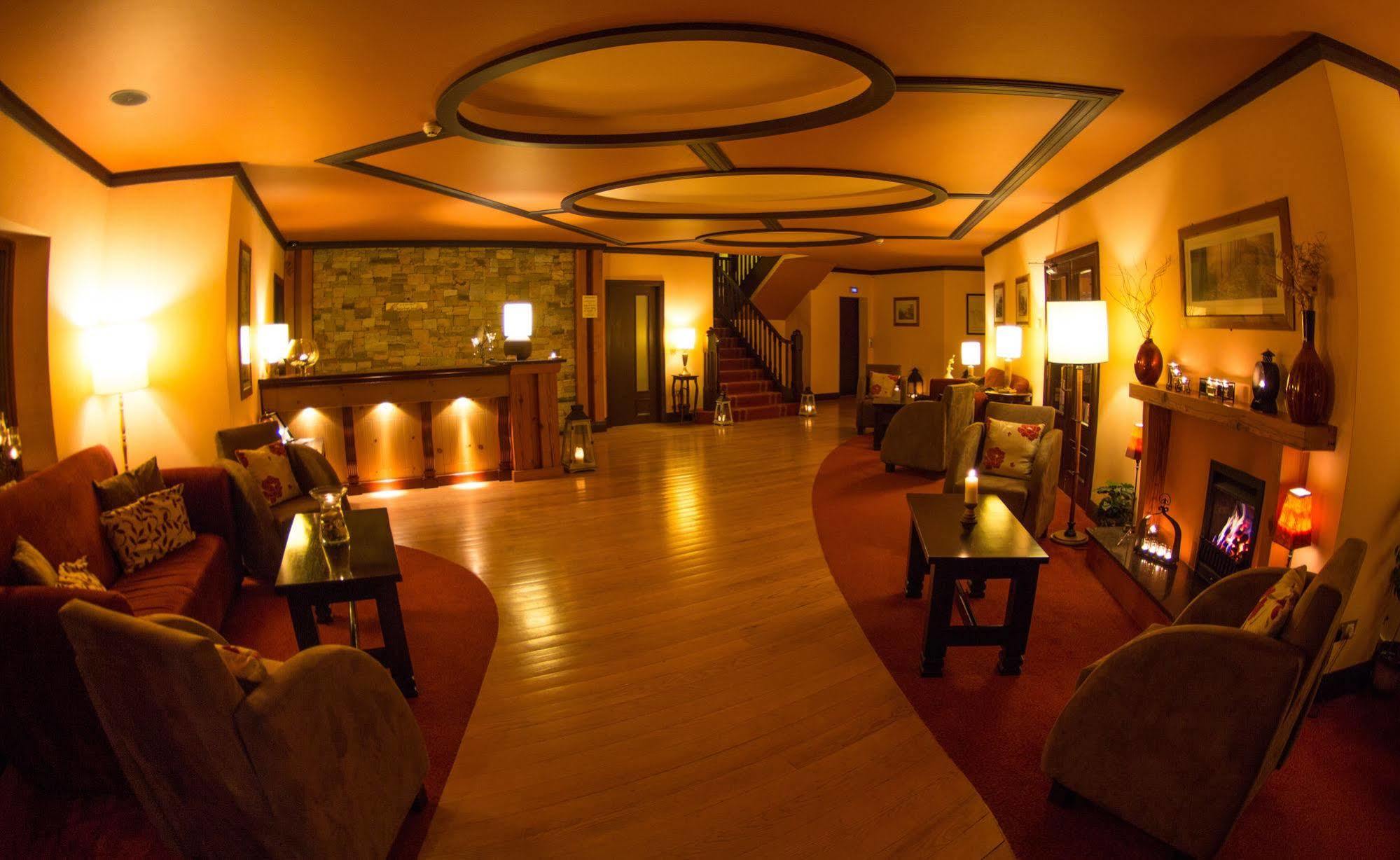 Готель Waterfront House & Restaurant Інішкрон Екстер'єр фото